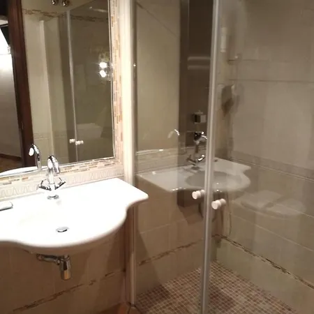 Hotel El Castell 3*