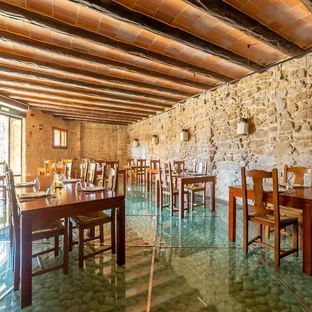 El Castell 3* ולדרוברס