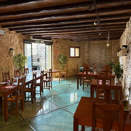 El Castell 3* Вальдерробрес