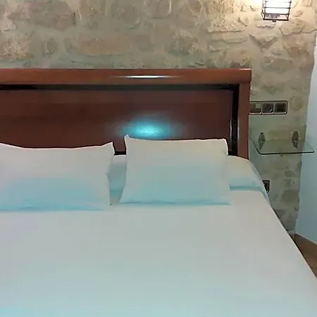 El Castell Szálloda
