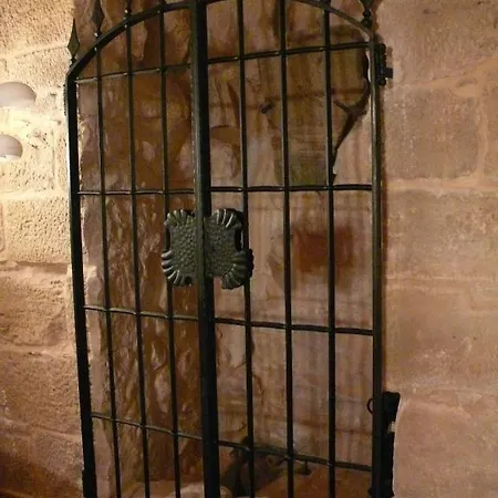 El Castell 3* 瓦德诺比斯